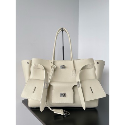 Balenciaga Bel Air Carry All Medium Bag in Beige Calfskin LDBS243382