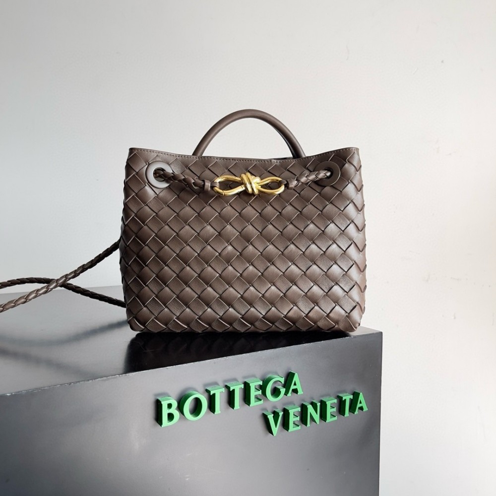 Bottega Veneta Andiamo Small Bag in Kaki Intrecciato Lambskin LDBS243786