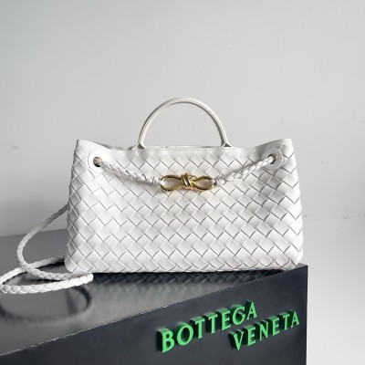 Bottega Veneta Andiamo Small East/West Bag in White Intrecciato Lambskin LDBS243796