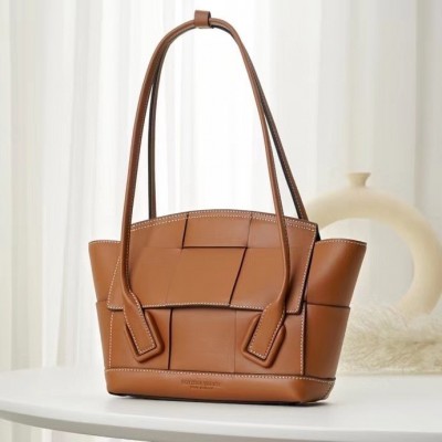 Bottega Veneta Arco Small Bag In Caramel Intrecciato Calfskin LDBS243813