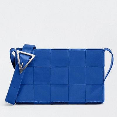 Bottega Veneta Cassett Bag In Cobalt Wrinkled Calfskin LDBS243907