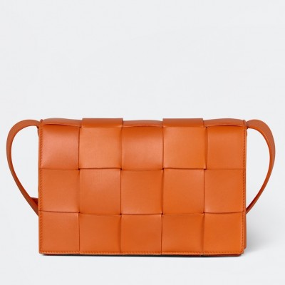 Bottega Veneta Cassett Bag In Orange Intrecciato Lambskin LDBS243916