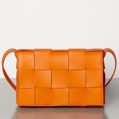 Bottega Veneta Cassette Bag In Orange Lambskin LDBS243933