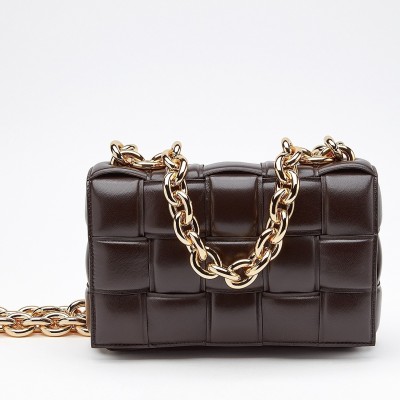 Bottega Veneta Chain Cassette Bag In Black Calfskin LDBS243946