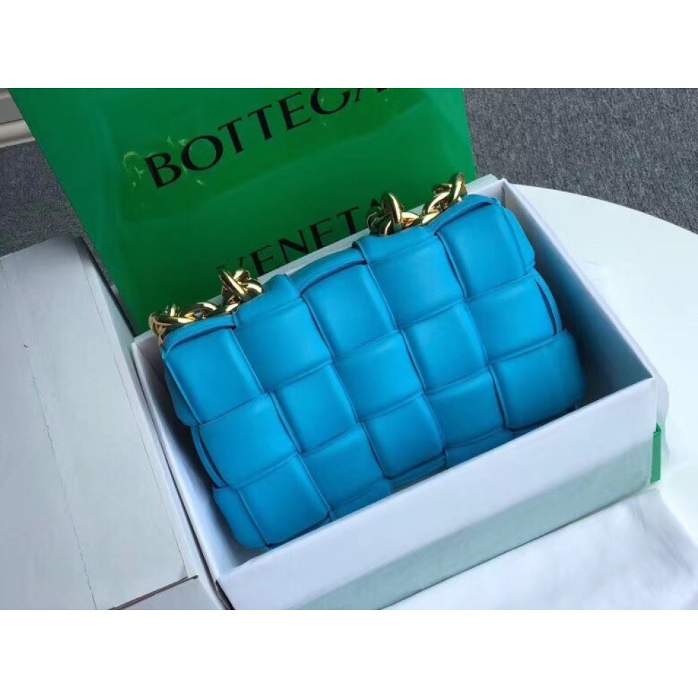 Bottega Veneta Chain Cassette Bag In Blue Calfskin LDBS243948