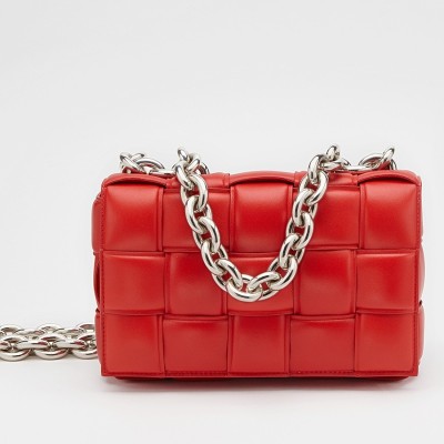 Bottega Veneta Chain Cassette Bag In Red Calfskin LDBS243962