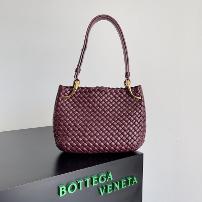 Bottega Veneta Clicker Small Bag in Bordeaux Intrecciato Lambskin LDBS243970