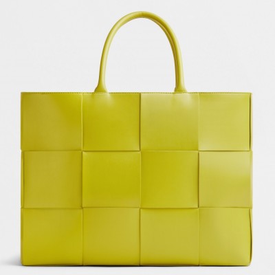 Bottega Veneta Large Arco Tote Bag In Kiwi Intrecciato Calfskin LDBS244000