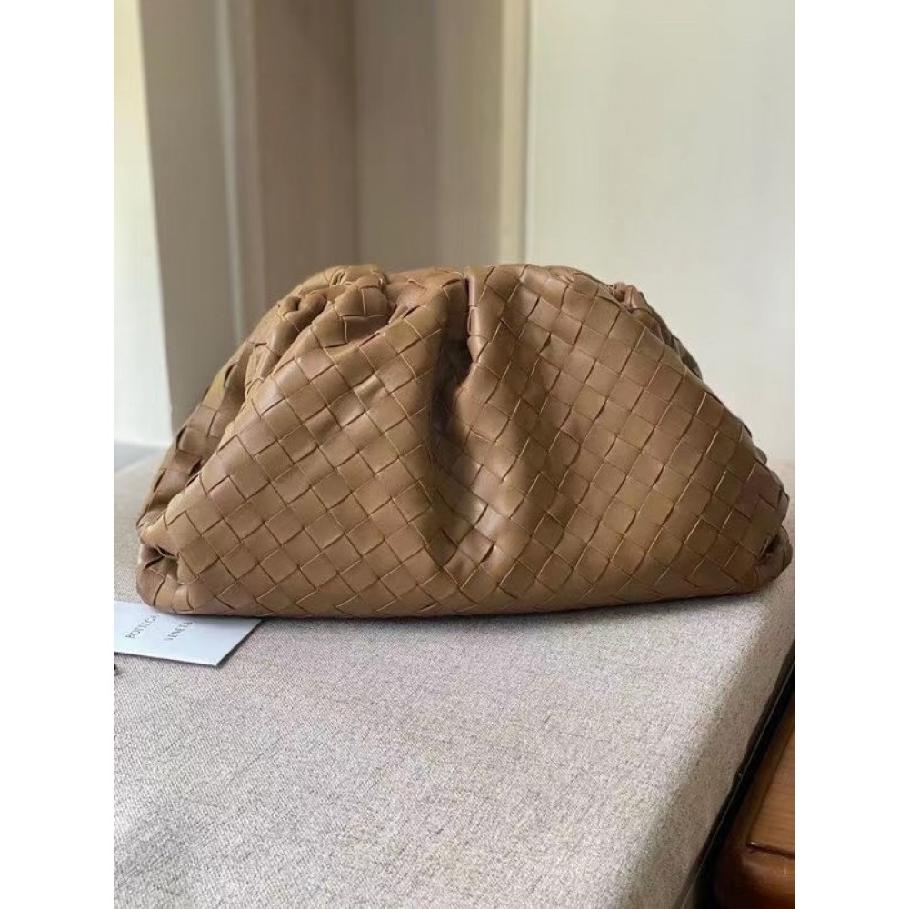 Bottega Veneta Large Pouch Clutch In Caramel Intrecciato Lambskin LDBS244010