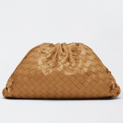 Bottega Veneta Large Pouch Clutch In Caramel Intrecciato Lambskin LDBS244010