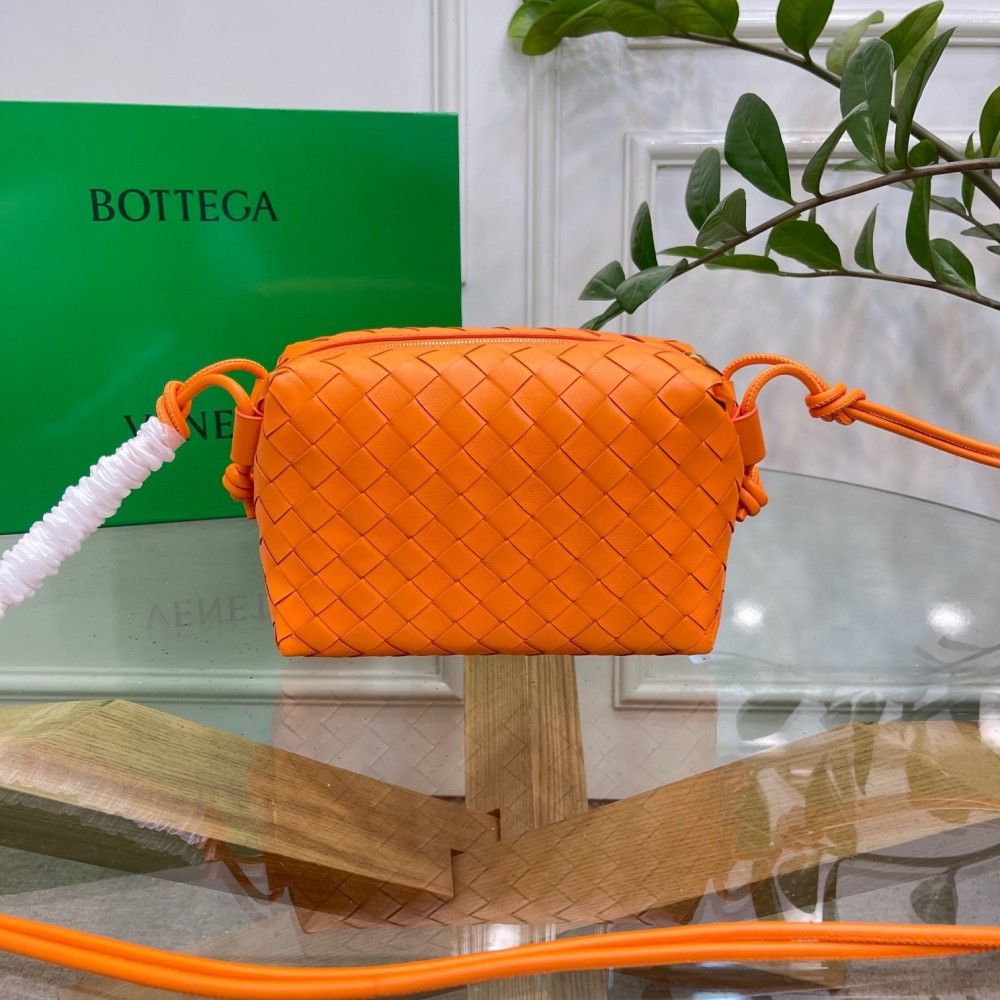 Bottega Veneta Loop Small Bag In Orange Intrecciato Lambskin LDBS244018