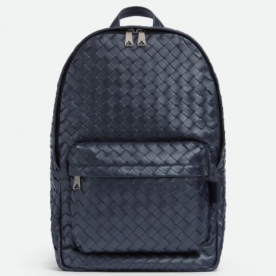 Bottega Veneta Medium Backpack In Dark Blue Intrecciato Calfskin LDBS244028