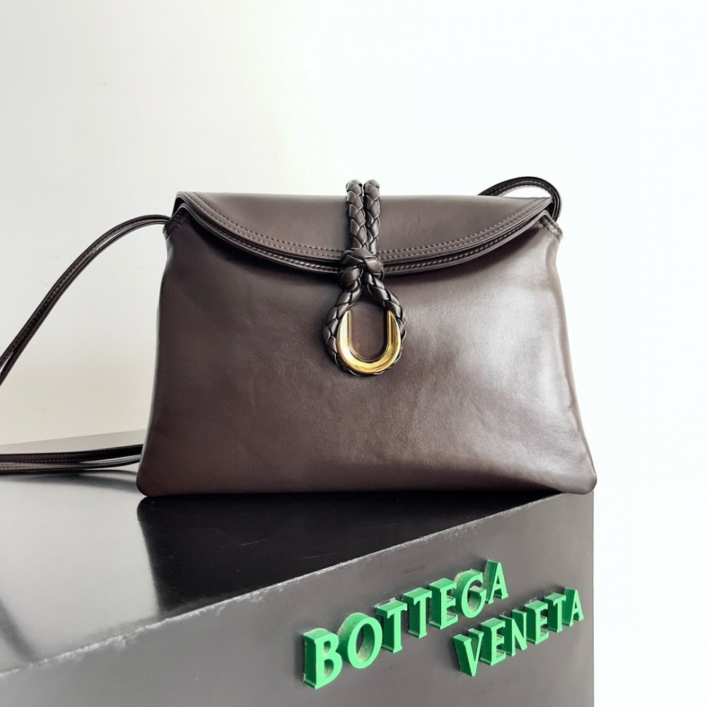 Bottega Veneta Medium Liberta Bag in Fondant Calfskin LDBS244035