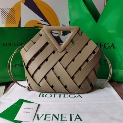 Bottega Veneta Medium Point Bag In Taupe Intrecciato Leather LDBS244039