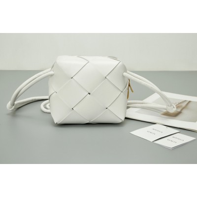 Bottega Veneta Mini Cassette Camera Bag In White Lambskin LDBS244073