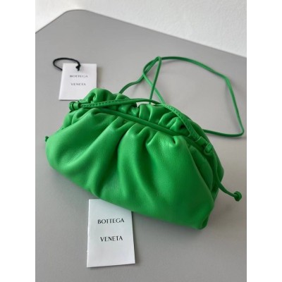 Bottega Veneta Mini Pouch In Green Calfskin LDBS244096