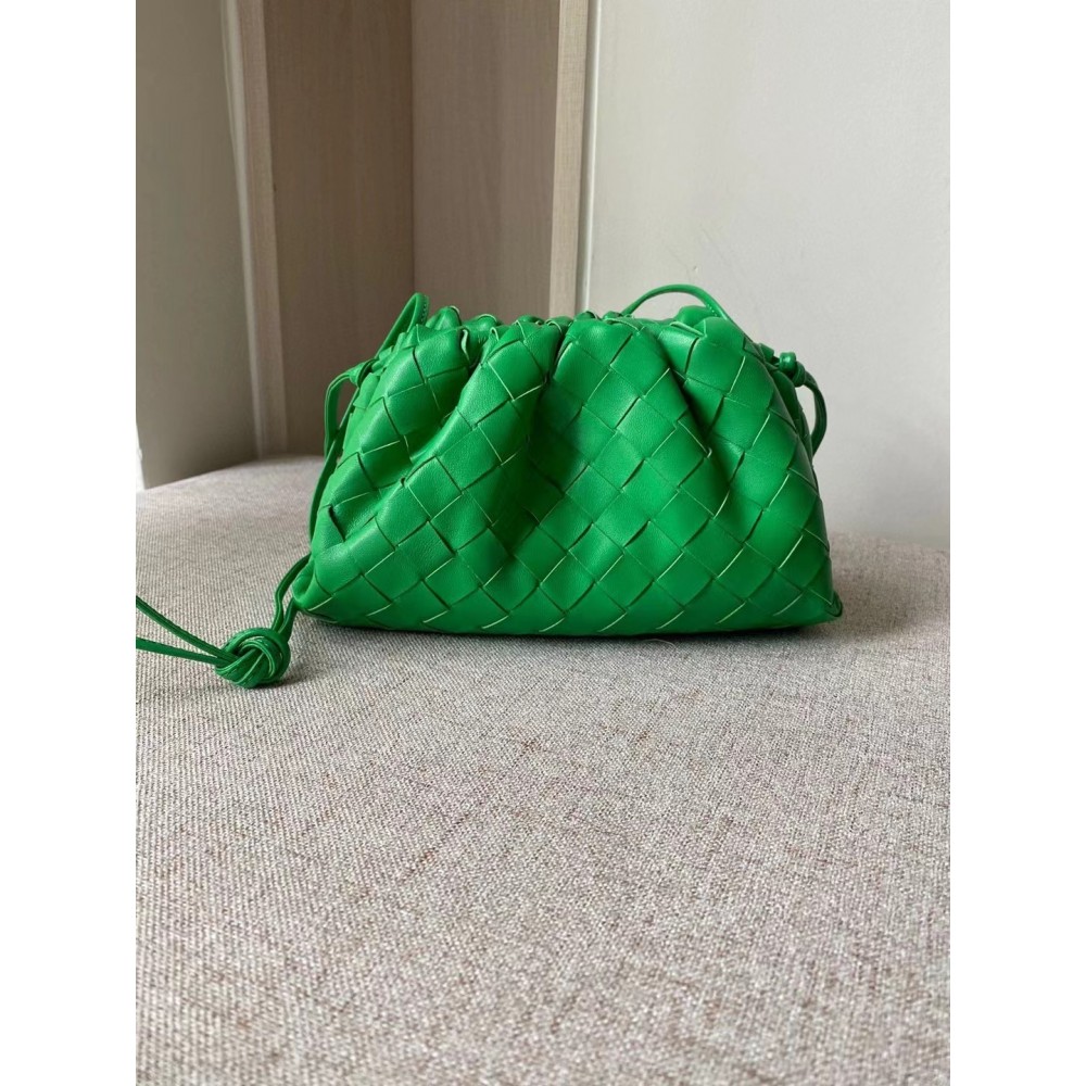 Bottega Veneta Mini Pouch In Green Intrecciato Lambskin LDBS244097