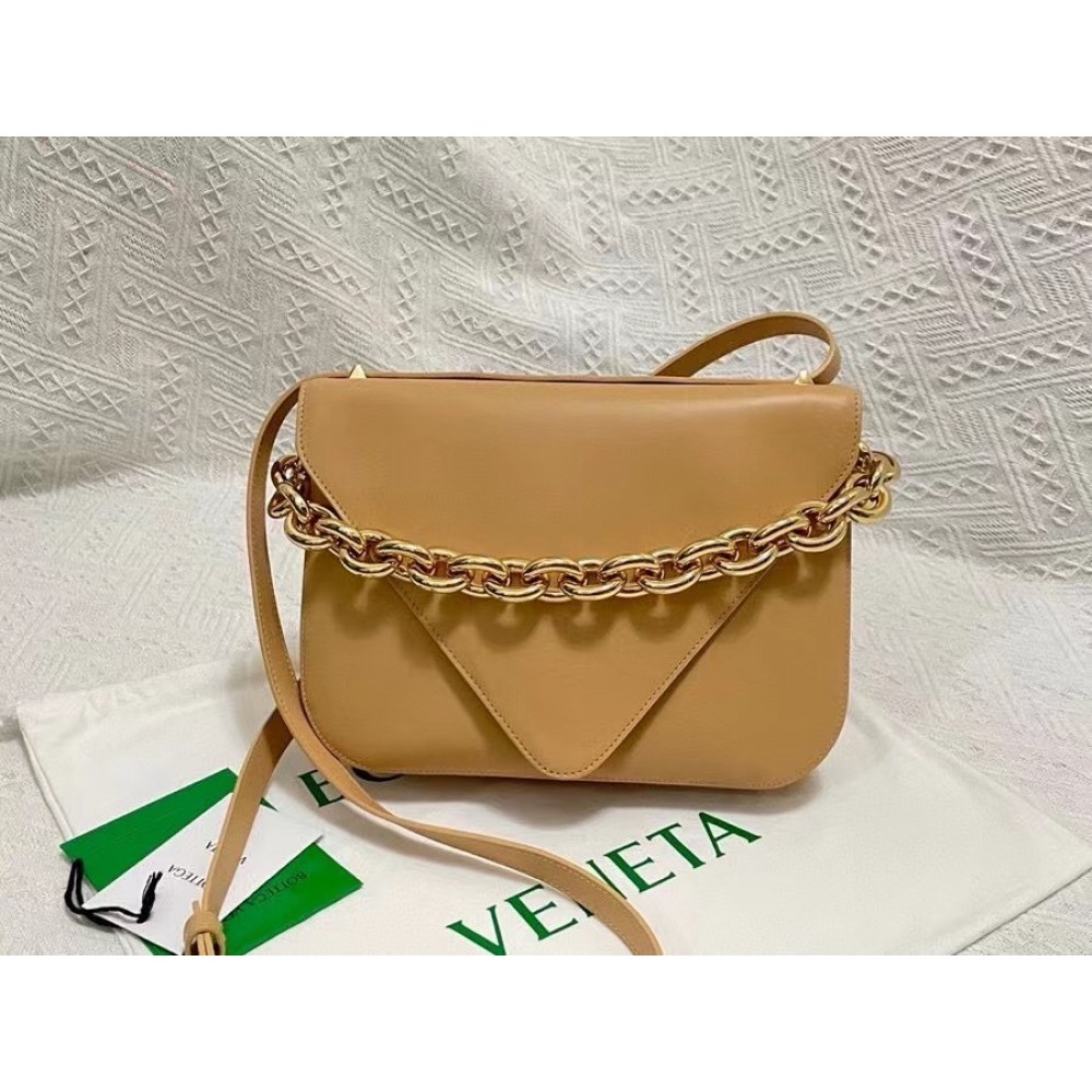 Bottega Veneta Mount Medium Envelope Bag In Almond Calfskin LDBS244108