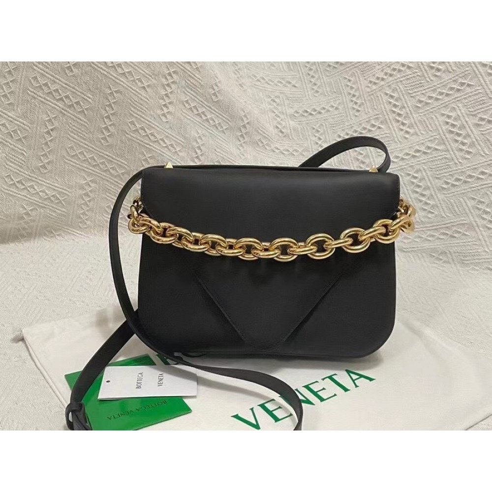 Bottega Veneta Mount Medium Envelope Bag In Black Calfskin LDBS244109