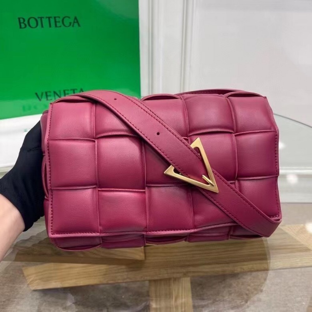 Bottega Veneta Padded Cassette Bag In Cinnabar Calfskin LDBS244132