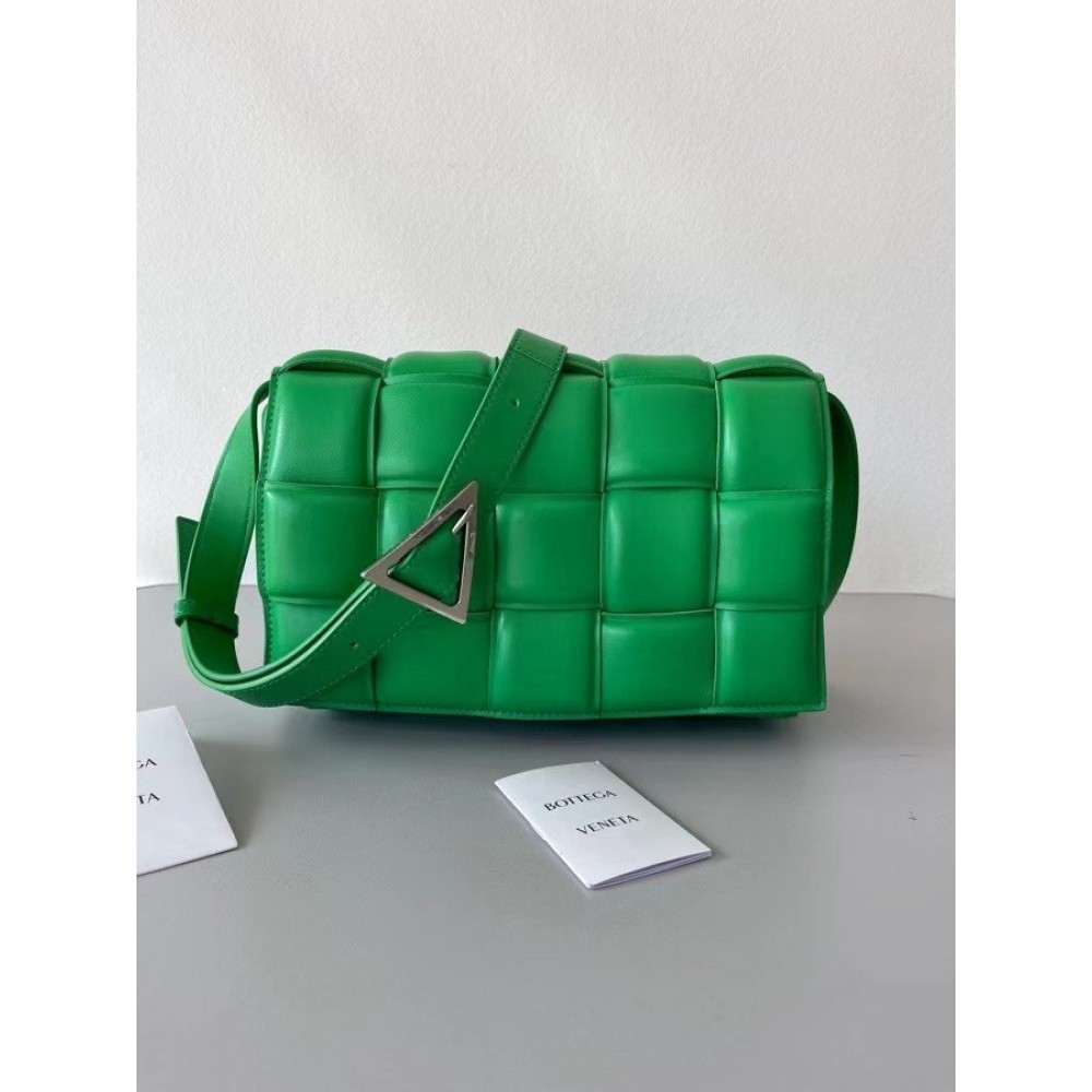 Bottega Veneta Padded Cassette Bag In Green Lambskin LDBS244138