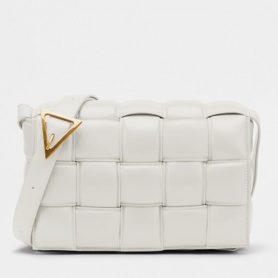 Bottega Veneta Padded Cassette Bag In White Lambskin LDBS244157