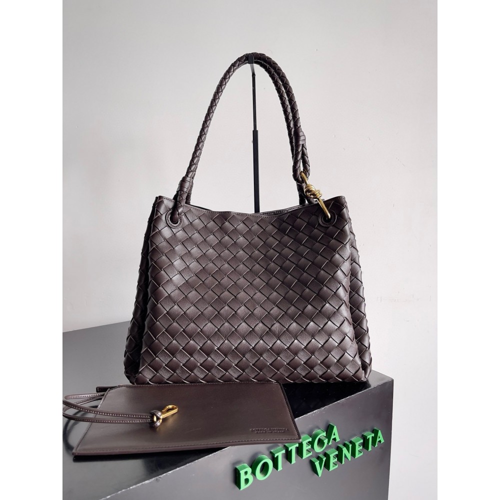 Bottega Veneta Parachute Large Bag in Fondant Intrecciato Lambskin LDBS244159