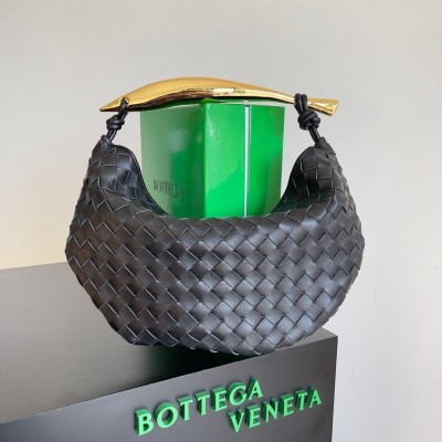 Bottega Veneta Sardine Small Bag In Black Intrecciato Lambskin LDBS244178