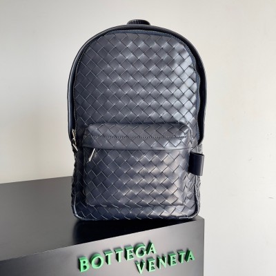 Bottega Veneta Small Backpack In Dark Blue Intrecciato Calfskin LDBS244191