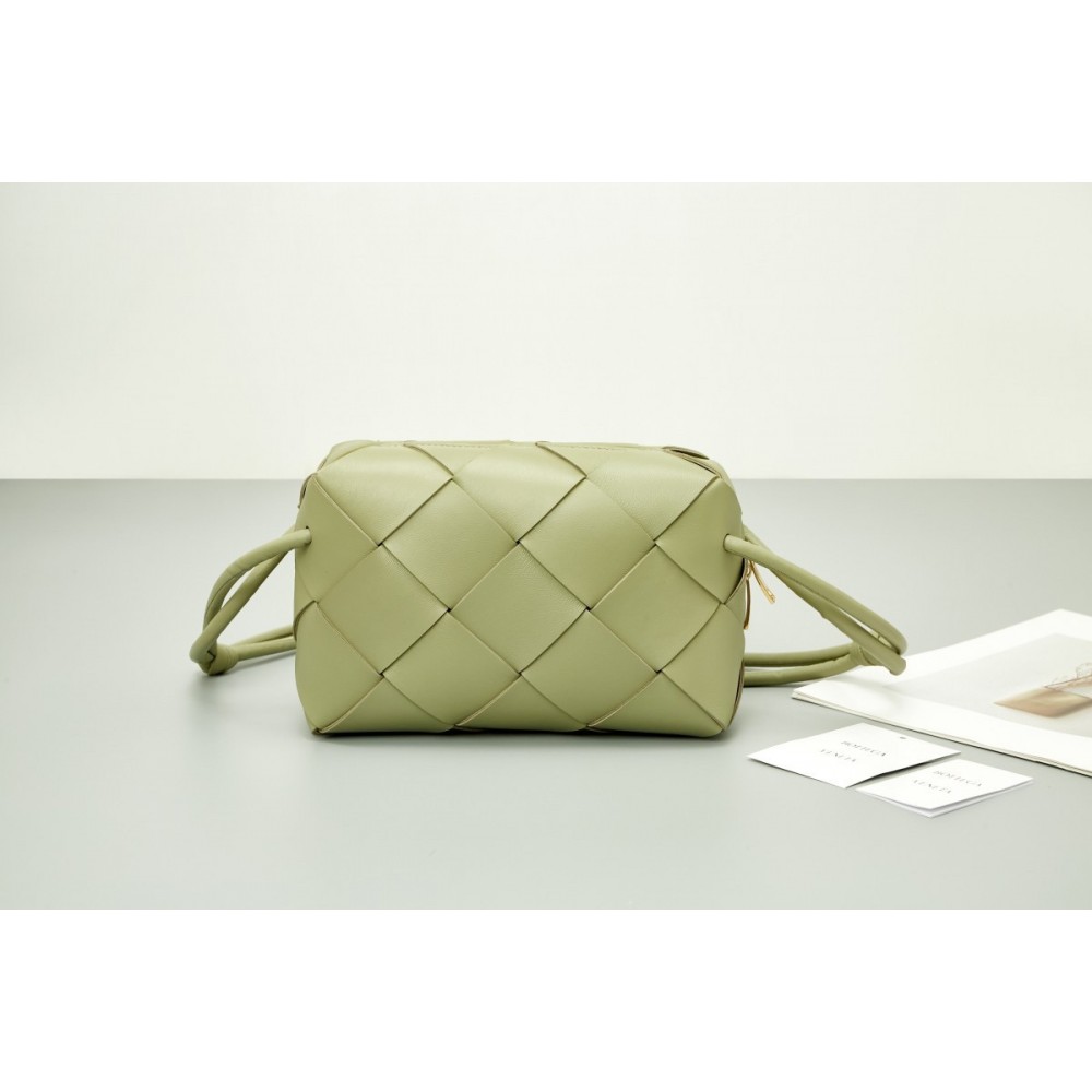 Bottega Veneta Small Cassette Camera Bag In Travertine Lambskin LDBS244198