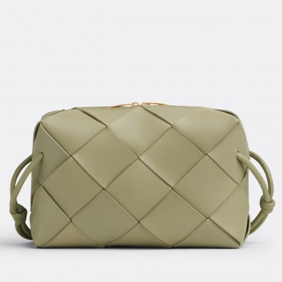 Bottega Veneta Small Cassette Camera Bag In Travertine Lambskin LDBS244198