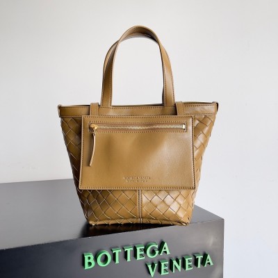 Bottega Veneta Small Flip Flap Bag in Acorn Intrecciato Lambskin LDBS244200