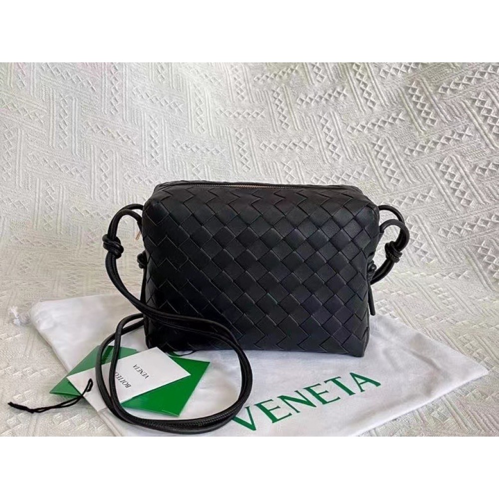 Bottega Veneta Small Loop Bag In Black Intrecciato Lambskin LDBS244208