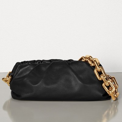 Bottega Veneta The Chain Pouch In Black Calfskin LDBS244240