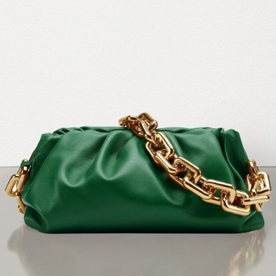 Bottega Veneta The Chain Pouch In Green Calfskin LDBS244243