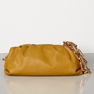 Bottega Veneta The Chain Pouch In Ocra Calfskin LDBS244246