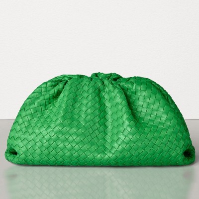 Bottega Veneta The Pouch Clutch In Green Intrecciato Leather LDBS244262