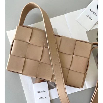 Bottega Veneta Cassett Bag In Porridge Intrecciato Lambskin