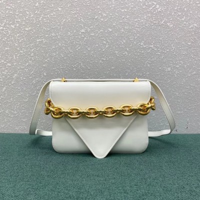 Bottega Veneta Mount Small Bag In White Calfskin