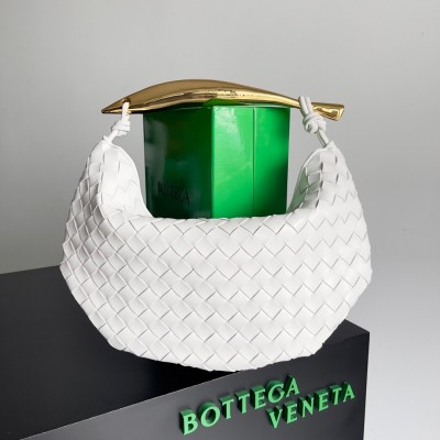 Bottega Veneta Small Sardine Bag In White Intrecciato Lambskin