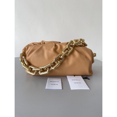 Bottega Veneta The Chain Pouch Bag In Almond Calfskin