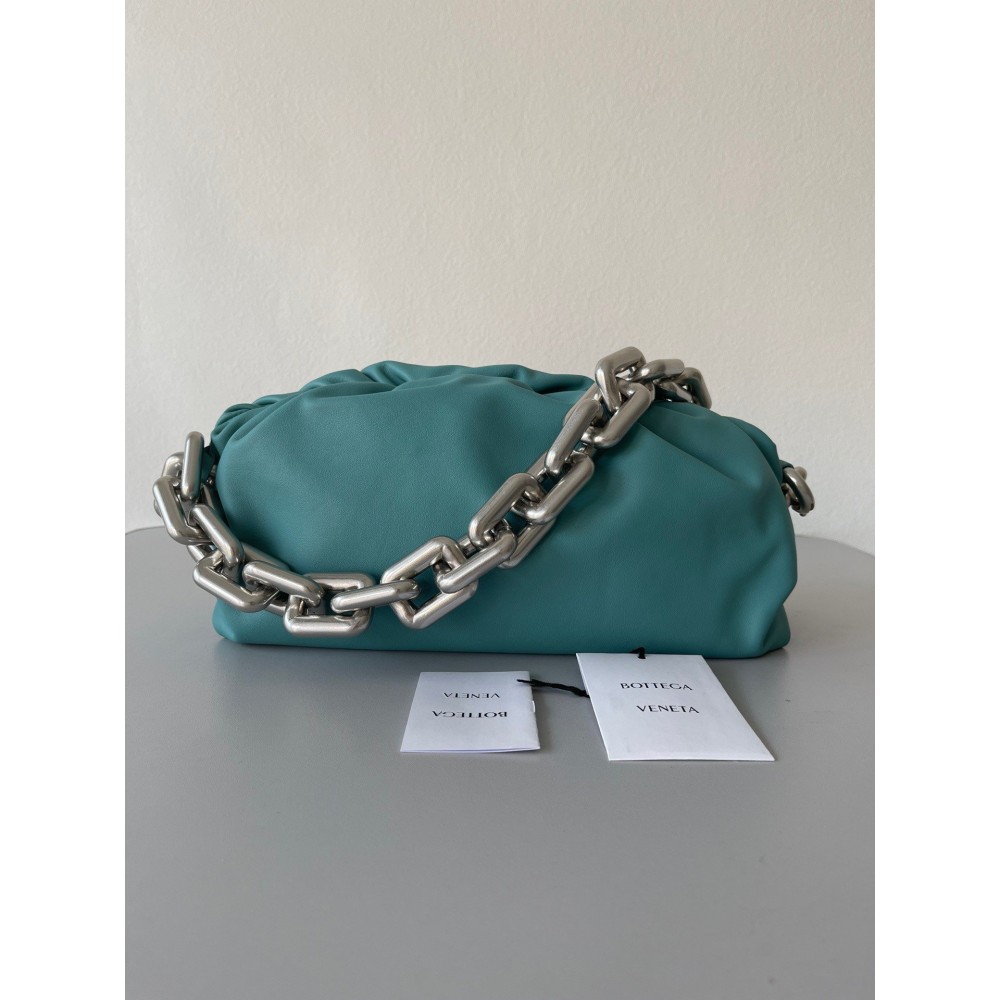 Bottega Veneta The Chain Pouch Bag In Lake Green Calfskin