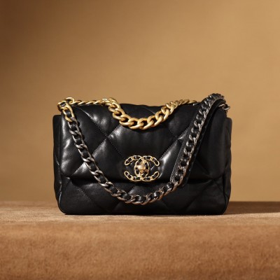 Chanel 19 Bag series lambskin flap bag black XS