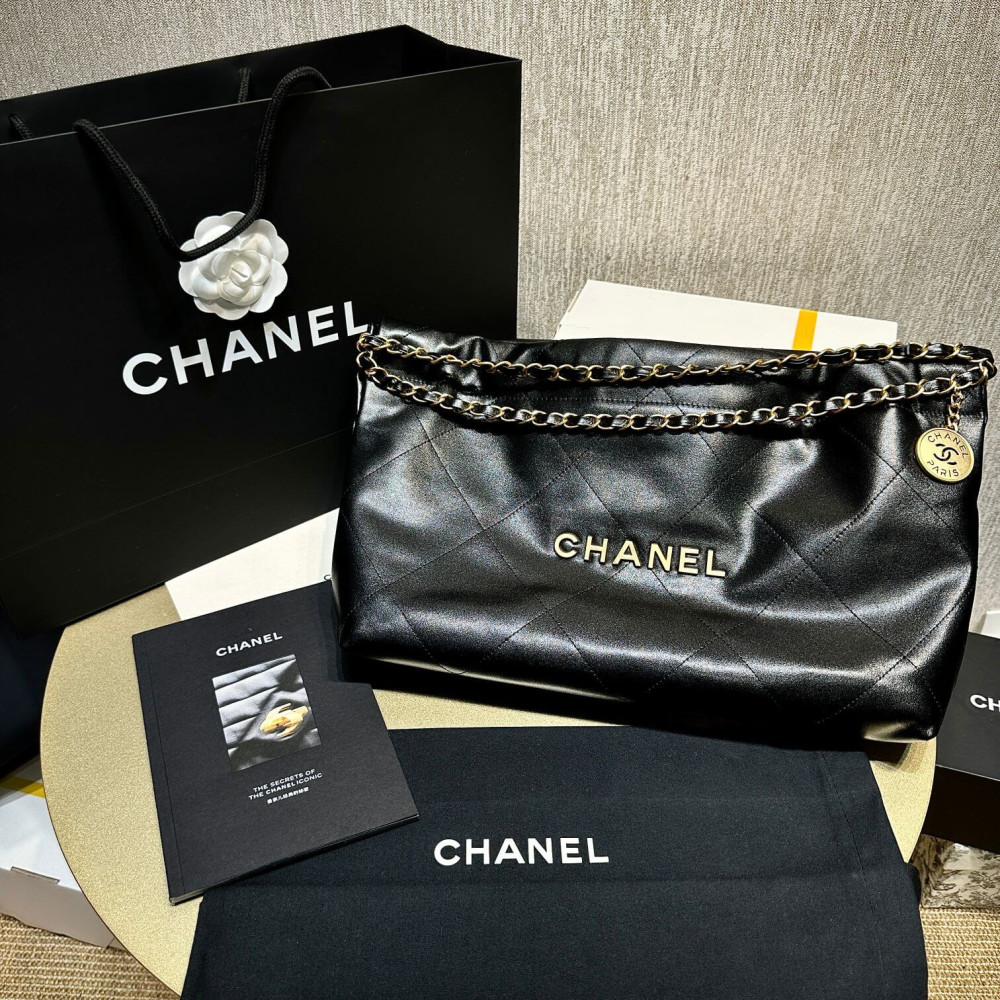 Chanel 22 Bag Handbag Black Shiny Calfskin AS4486 LDBS16001