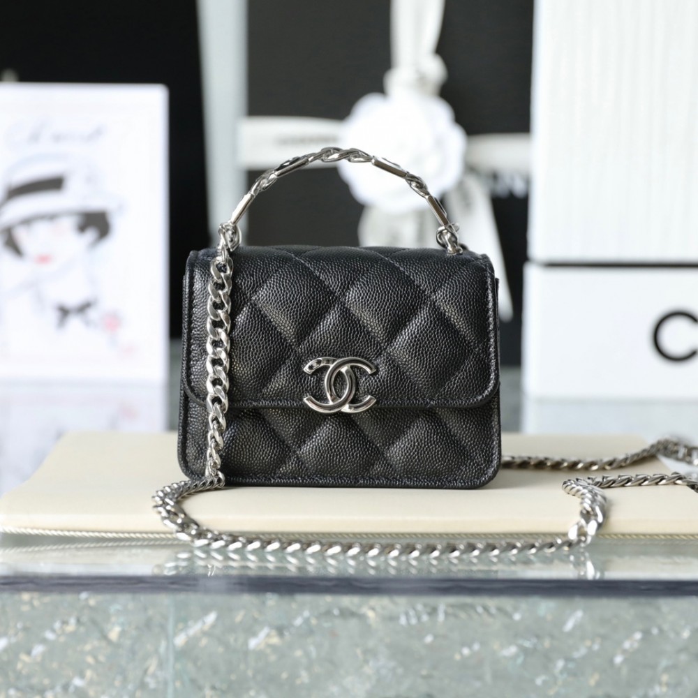 Chanel 22S Pick me up Clutch with chain black caviar