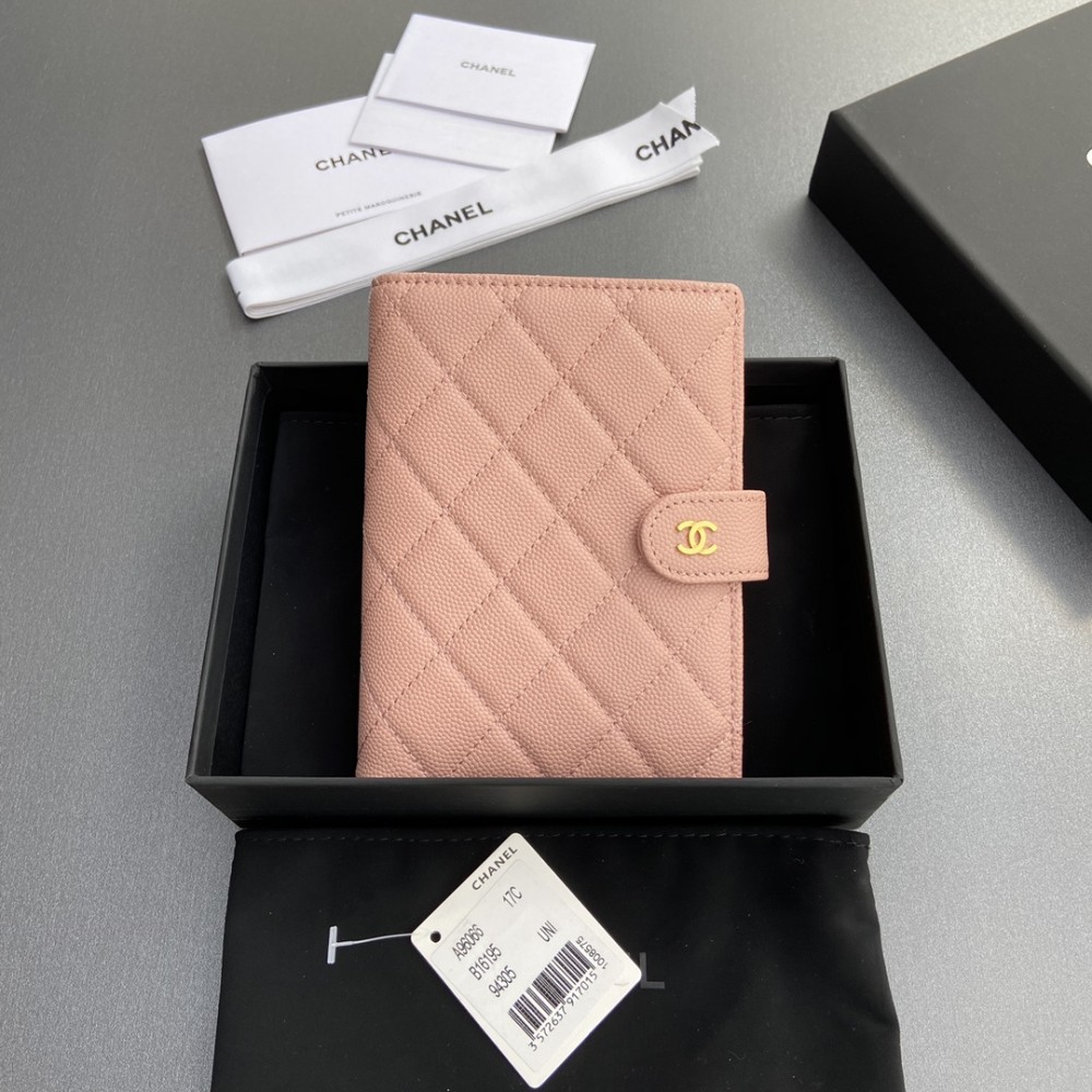 Chanel 24K series AP3824 passport holder rose pink