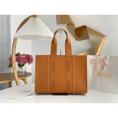 Chloe Woody Large Tote Bag In Brown Calfskin LDBS243704