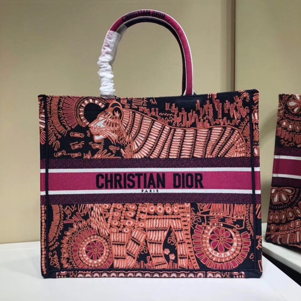 Dior Book Tote Bag In Fuchsia Animals Embroidered Canvas LDBS240106