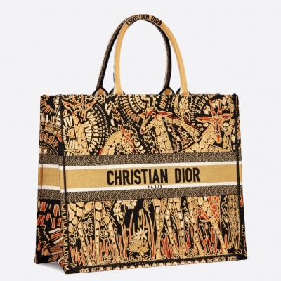 Dior Book Tote Bag In Yellow Animals Embroidered Canvas LDBS240128