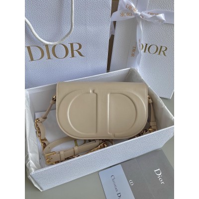 Dior CD Signature Chain Bag in Beige Calfskin LDBS240167